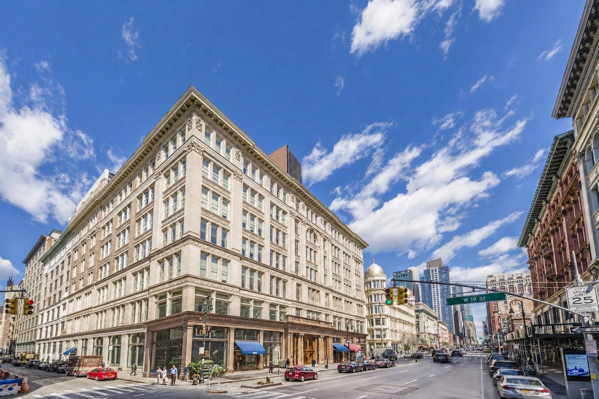 641 Avenue of the Americas